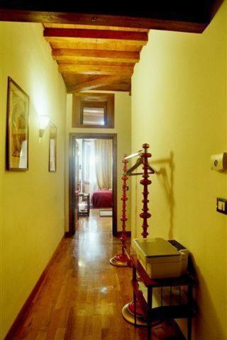 Апартаменты Residenza Mucha Рим Номер фото